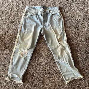 Abercrombie & Fitch Low Rise Slim Boyfriend Jeans